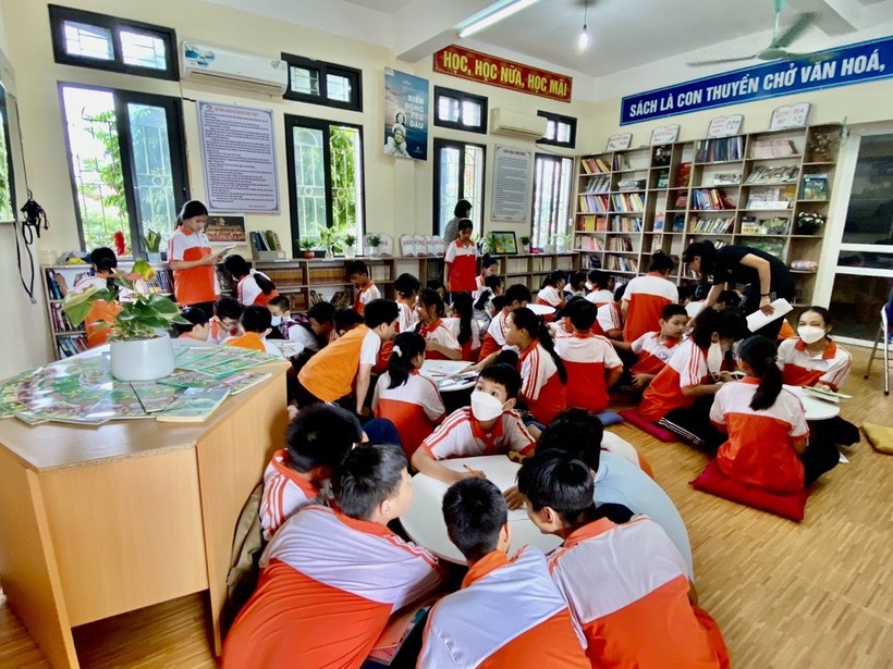 Mô hình CLB đọc sách tại Trường THCS Đông La, huyện Hoài Đức (Hà Nội) đang hoạt động hiệu quả.