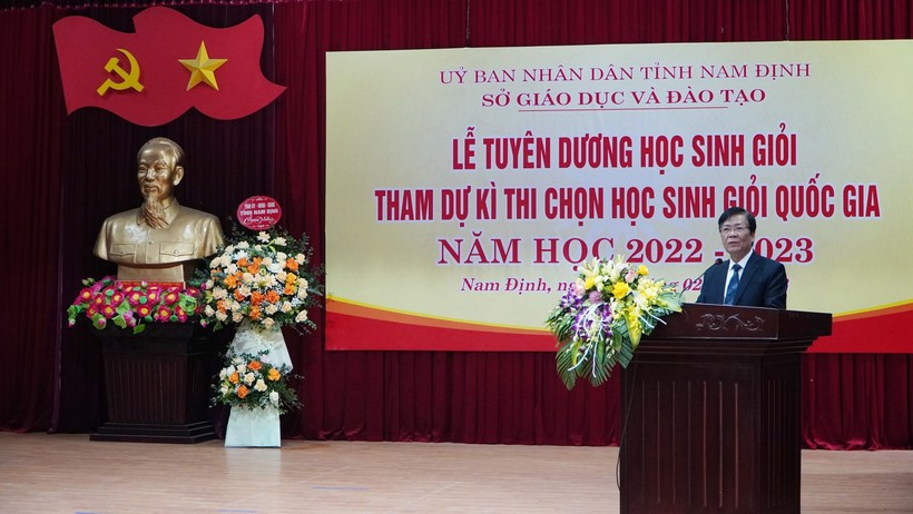 Nam Định tuyên dương 93 gương mặt tiêu biểu dự thi học sinh giỏi quốc gia ảnh 2