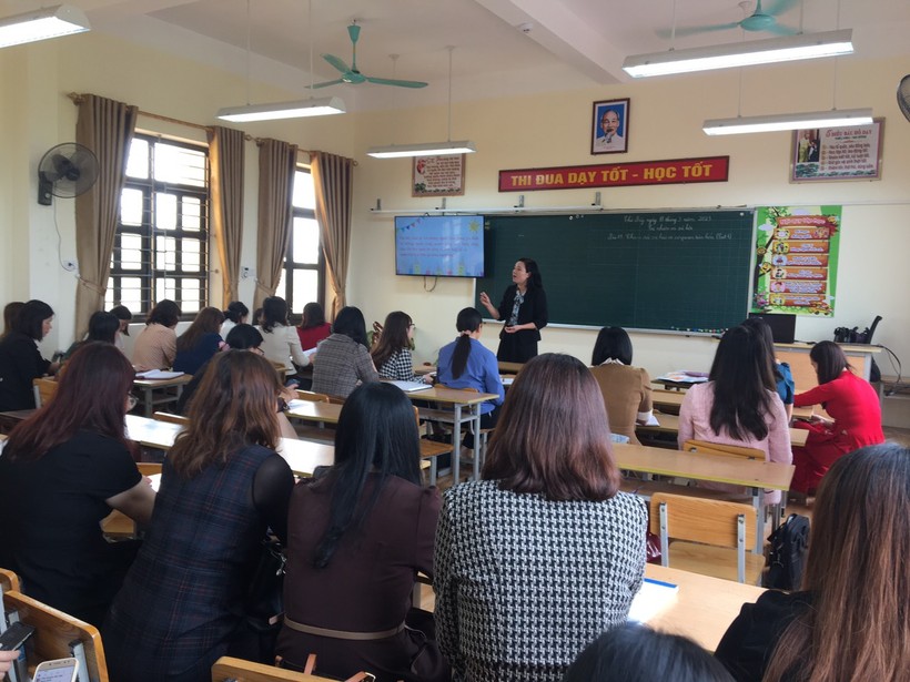 Nam Định nâng chất lượng dạy môn Tiếng Việt và Tự nhiên Xã hội ảnh 2