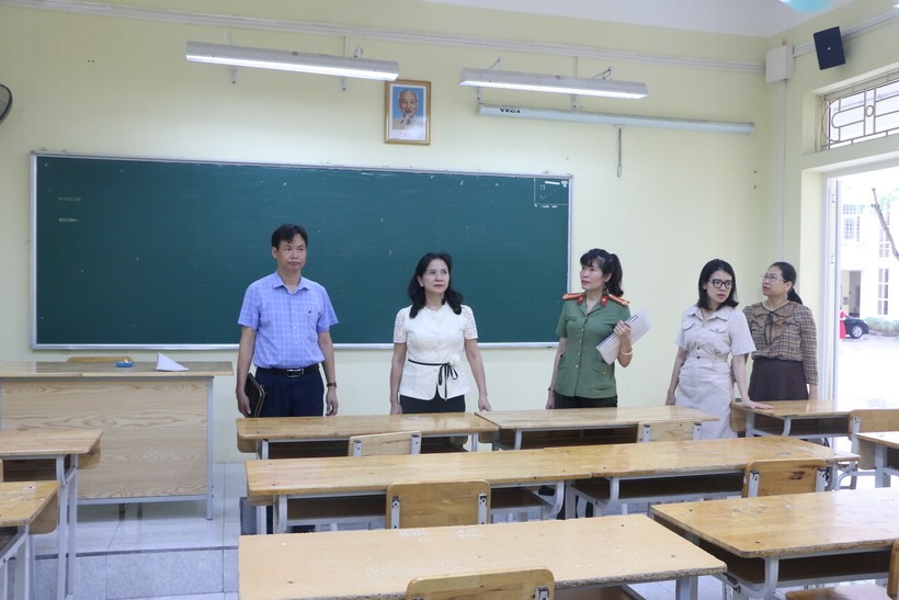 Điểm thi vào lớp 10 năm 2023 tại Trường THPT Lê Quý Đôn có 18 phòng thi với 432 thí sinh đăng ký dự thi. 