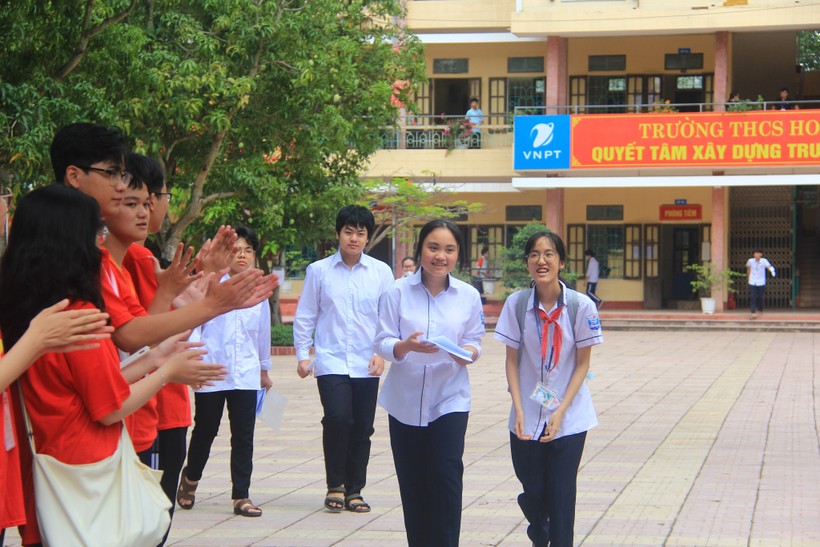 Thủ khoa đỗ vào lớp 10 năm 2023 tại Nam Định đạt 47,8 điểm ảnh 1