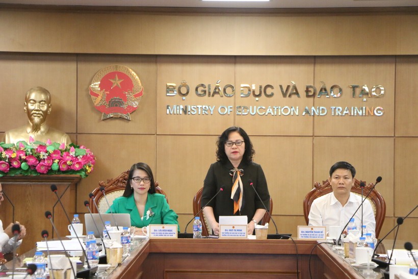 Thứ trưởng Ngô Thị Minh - Trưởng Tiểu ban Giáo dục thể chất, Hội đồng Quốc gia giáo dục và phát triển nhân lực phát biểu kết luận hội thảo.