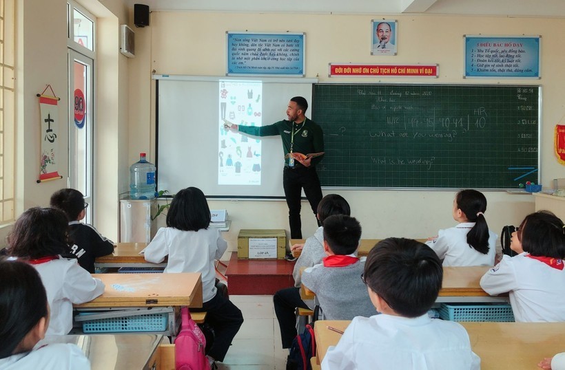 Một hoạt động giáo dục Tiếng Anh với người nước ngoài ở một trường học tại Hà Nội. Ảnh minh họa: INT.