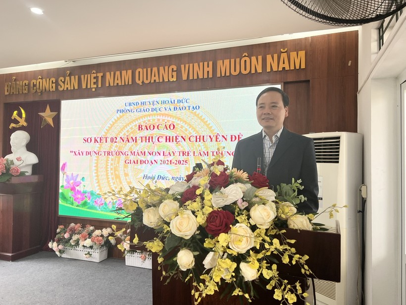 Trưởng Phòng GD&ĐT huyện Hoài Đức Vương Văn Lâm nêu một số nhiệm vụ cần triển khai trong thời gian tới.