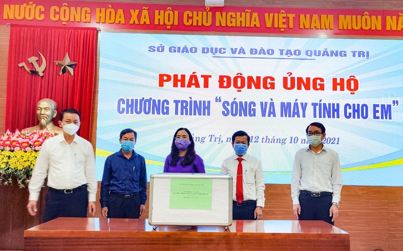 Thông qua kênh đầu mối tiếp nhận là Sở GD&ĐT, tỉnh Quảng Trị đã vận động được gần 2,5 tỷ đồng tiền mặt