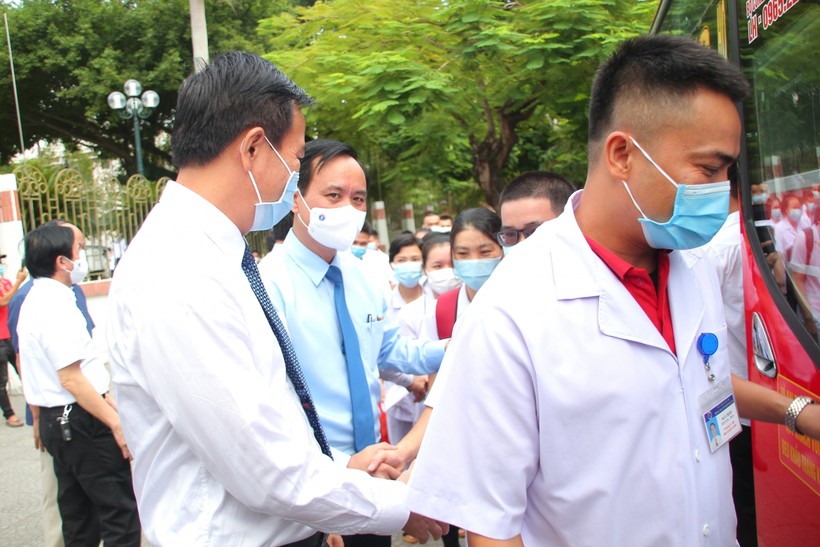 Với nhu cầu sử dụng đội ngũ y tế ngày càng cao, tỉnh Quảng Trị đã chủ động ban hành chính sách để chiêu mộ nguồn nhân lực ở ngành này là rất thiết yếu.