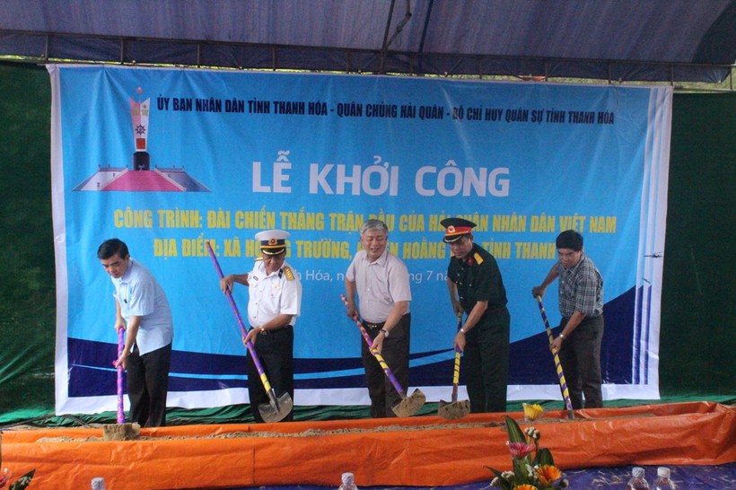 Lễ khởi công xây dựng “Đài chiến thắng trận đầu của Hải quân nhân dân Việt Nam và quân dân Thanh Hóa”.