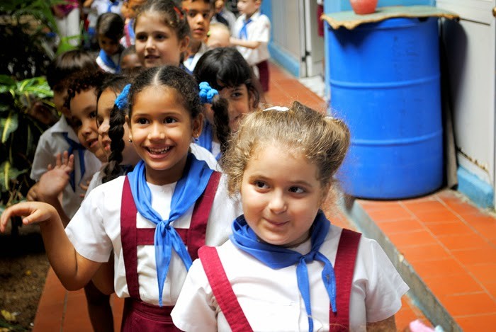 Giáo dục Cuba đối mặt nhiều khó khăn