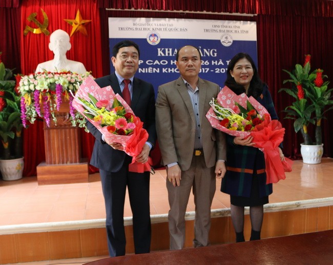Khai giảng lớp Cao học chuyên ngành Quản lý kinh tế và Chính sách K26 tại Hà Tĩnh