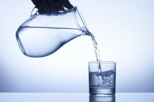 Uống nước đun sôi để nguội đúng cách để tránh nhiễm khuẩn