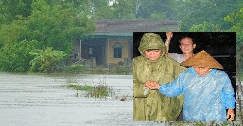 Hà Tĩnh: Ảnh hưởng của bão Sơn Tinh đã khiến 2 người tử vong và nhiều nhà tốc mái