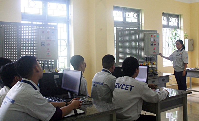 Lớp đào tạo nghề Điện tử công nghiệp tại Trường Cao đẳng Công nghiệp Bắc Ninh