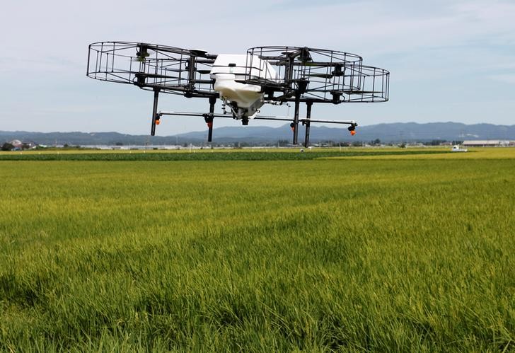Những chiếc drone đầu tiên đã được thử nghiệm trên cánh đồng Nhật Bản