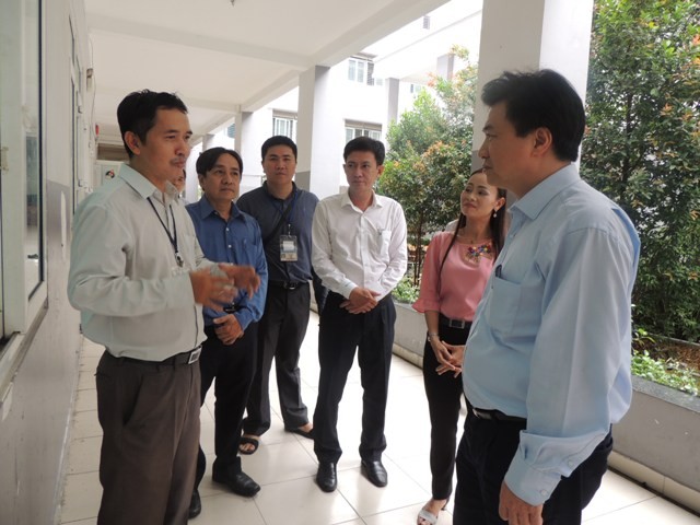 Thứ trưởng Bộ GD&ĐT Nguyễn Hữu Độ thăm và làm việc tại trường THCS Lý Thánh Tông