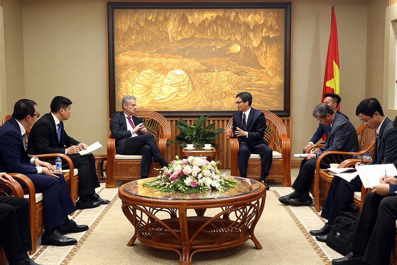 Phó Thủ tướng Vũ Đức Đam đánh giá cao những chiến lược và cam kết của Microsoft tại thị trường Việt Nam