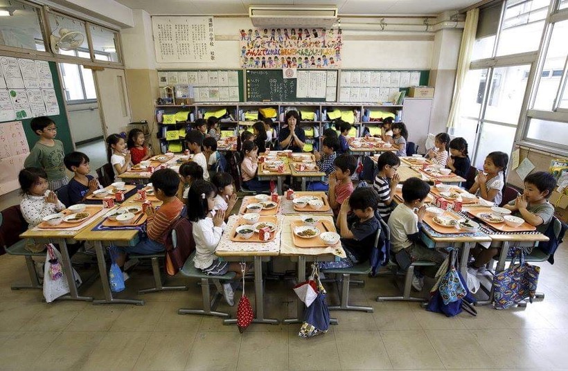 Bữa trưa tại trường của HS Nhật Bản. Ảnh: Internet