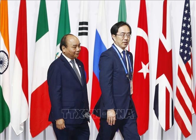 Lễ đón Thủ tướng Nguyễn Xuân Phúc dự Hội nghị G20.