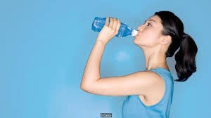Những dấu hiệu báo động khi bạn không uống đủ nước