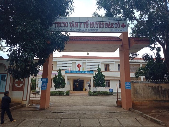Trung tâm y tế huyện Đắk Tô nơi xảy ra vụ việc.