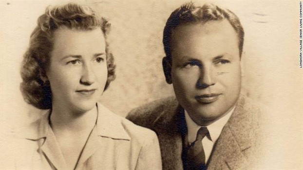 Đôi vợ chồng gặp nhau vào năm 1934 và kết hôn 5 năm sau đó.