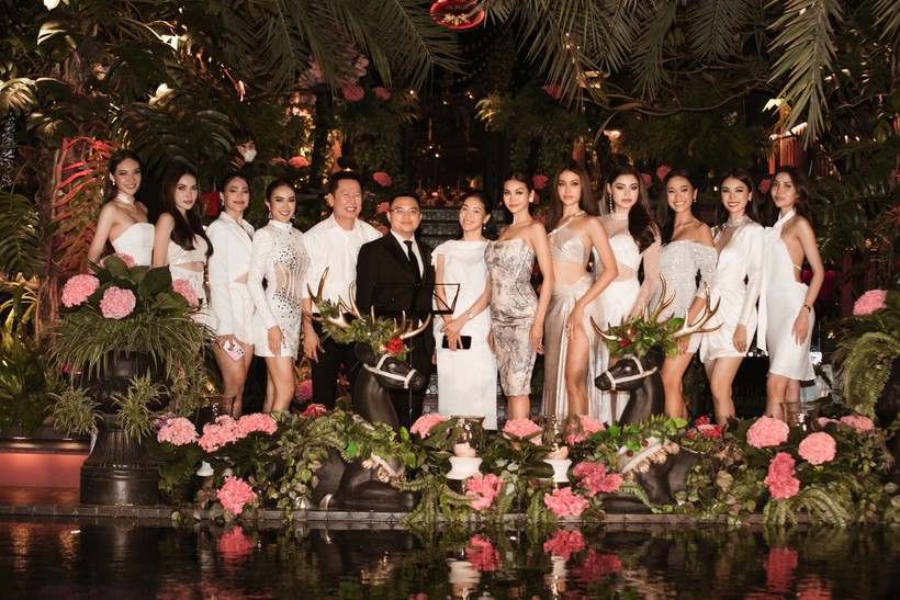 Dàn hậu "đọ sắc" nóng bỏng trong tiệc chia tay đoàn Miss Grand Thái Lan