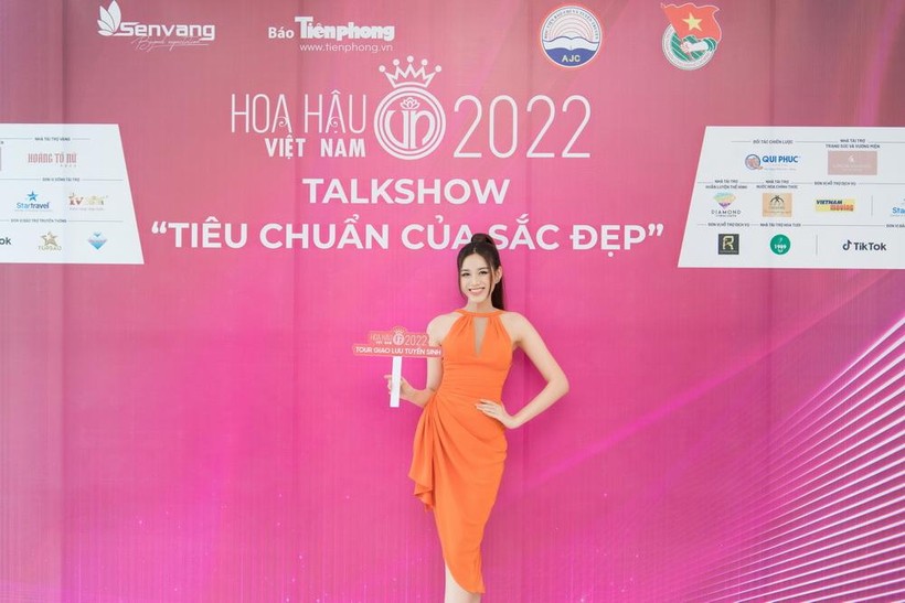 Hoa hậu Đỗ Hà tiết lộ bí quyết tỏa sáng tại các cuộc thi sắc đẹp