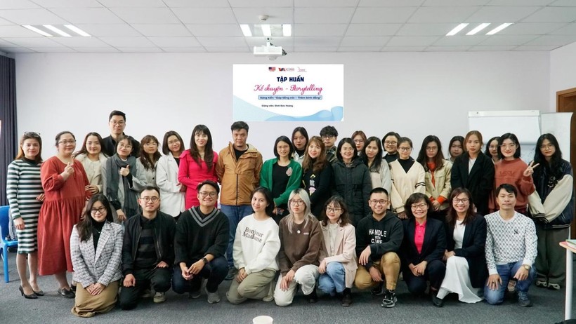 Quỹ Vì Tầm Vóc Việt tổ chức khóa tập huấn kỹ năng kể chuyện cho phóng viên ảnh 1