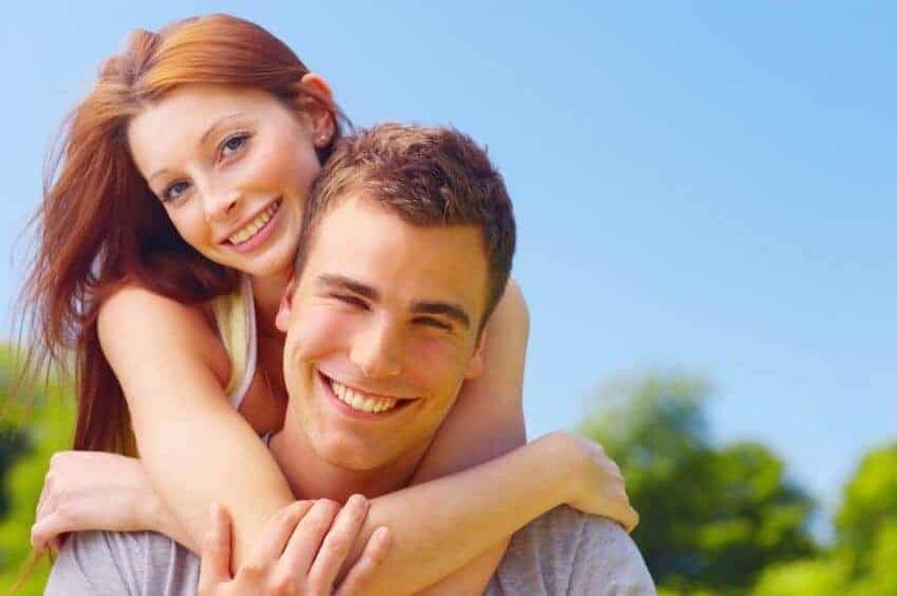 6 cách hâm nóng tình cảm khiến vợ chồng 'dính nhau như sam'