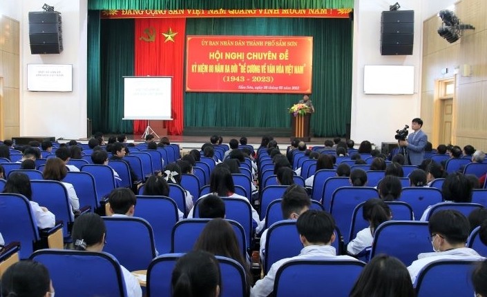 Trân trọng giá trị di sản văn hóa Việt Nam qua chia sẻ của GS Trần Lâm Biền ảnh 2
