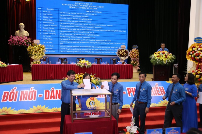 Công đoàn ngành GD Thanh Hoá chú trọng bảo vệ lợi ích nhà giáo ảnh 5