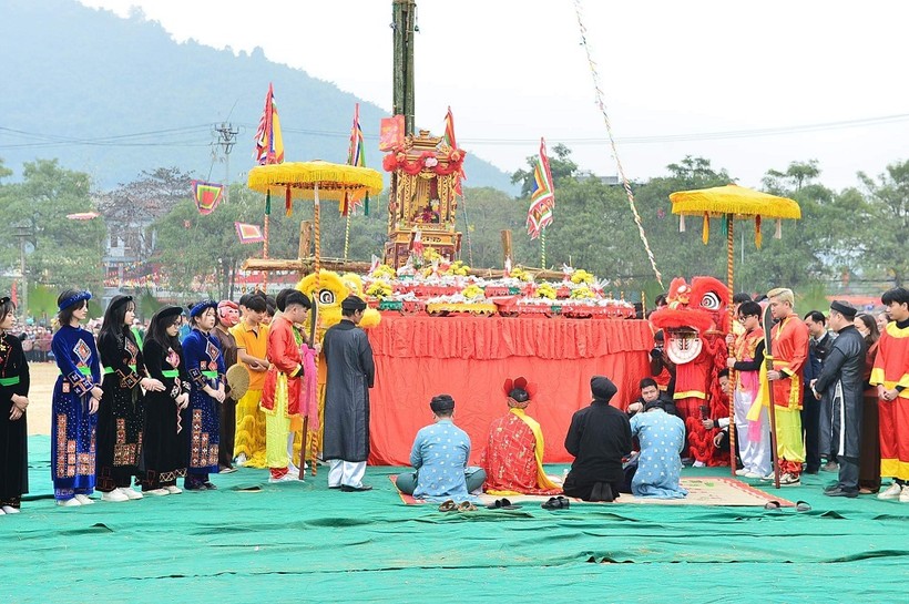 Đặc sắc lễ hội Lồng Tông tại Tuyên Quang.