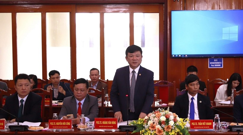 Đại học Thái Nguyên ký kết thỏa thuận hợp tác với tỉnh Yên Bái ảnh 1
