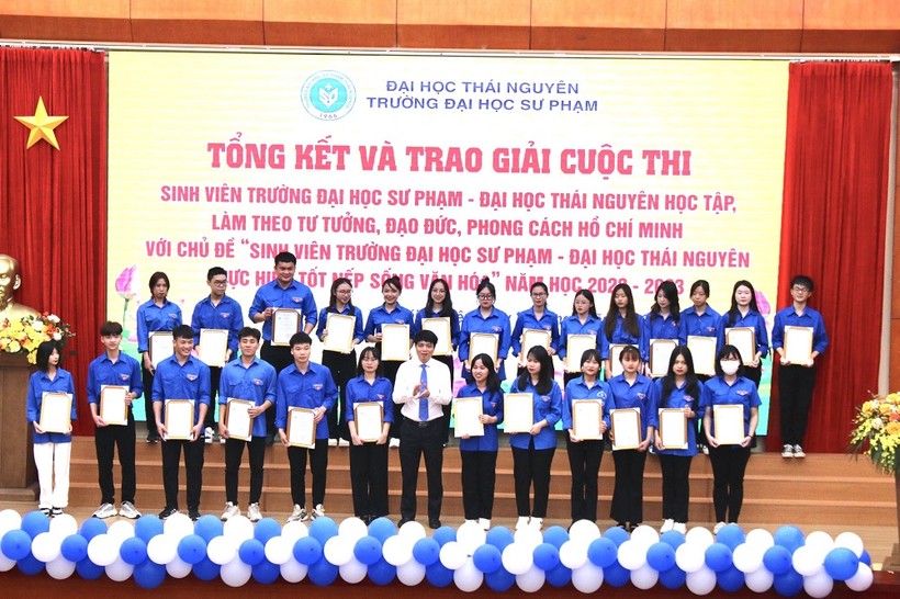 Sôi nổi hoạt động chào mừng ngày thành lập Đoàn TNCS Hồ Chí Minh ảnh 2