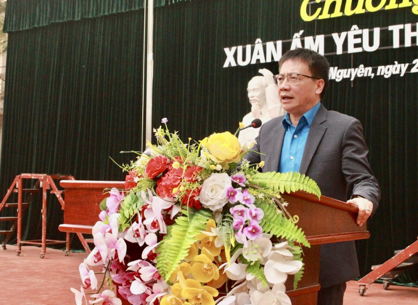 Ông Nguyễn Ngọc Ân, Chủ tịch Công đoàn Giáo dục Việt Nam phát biểu tại chương trình.