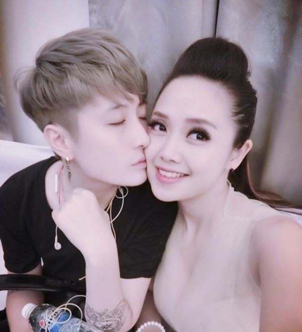Ngọc Trang – MC được mệnh danh đẹp nhất VTV có chuyện tình đồng giới với người yêu kém 7 tuổi