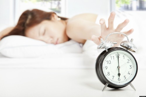 7 điều làm khi thức dậy sẽ phá hỏng cả ngày của bạn