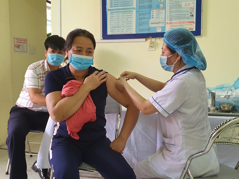 Tỉnh Quảng Ninh đã có trên 940.000 người được tiêm ít nhất 1 mũi, đạt 92,7%