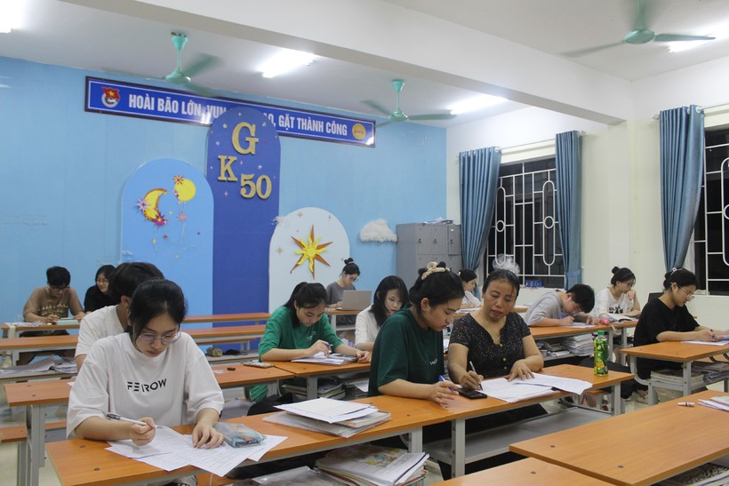 Thú vị cách giải toả áp lực thi cử của học sinh nội trú Thanh Hoá ảnh 2