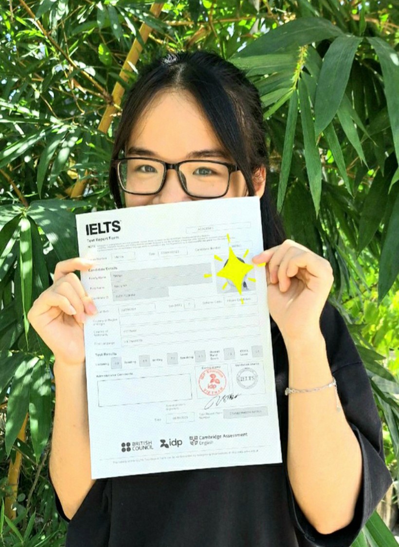 Nữ sinh trường huyện ở Thanh Hóa đạt IELTS 7.5 nhờ tự học ảnh 1