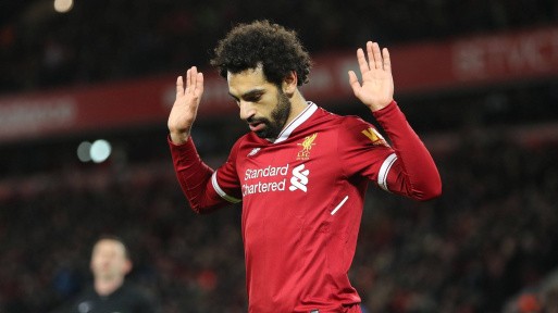 Salah bật khóc vì dính chấn thương, có thể lỡ trận gặp Barca