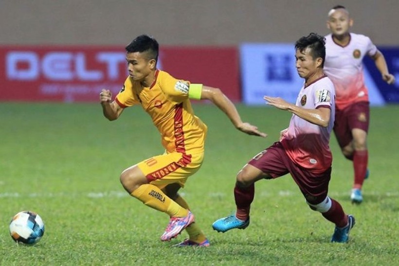 Thanh Hóa tiếp tục thất bại trước Sài Gòn FC, trong trận đấu mà đội chủ nhà đã có đến 2 siêu phẩm bàn thắng