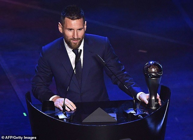 Messi giành giải Cầu thủ xuất sắc nhất năm.