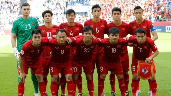 ĐT Việt Nam rơi khỏi top 100 trên BXH FIFA nếu thua Malaysia