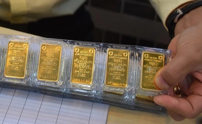Giá vàng hôm nay tăng mạnh lên gần 75 triệu đồng/lượng