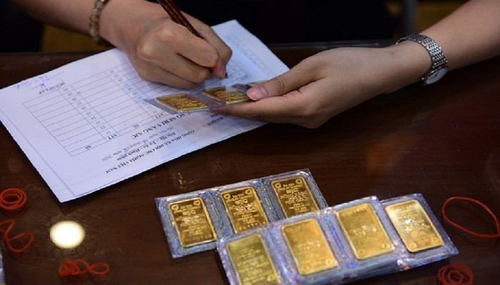 Giá vàng hôm nay 9/4 tăng mạnh gần 1 triệu đồng/lượng