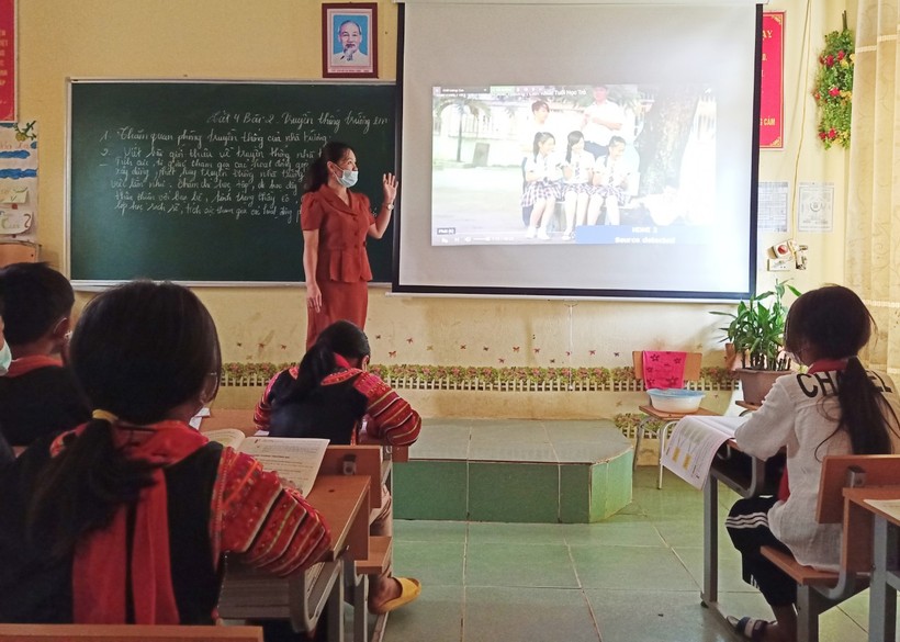 Lai Châu đang tích cực đẩy mạnh công nghệ thông tin trong dạy và học.