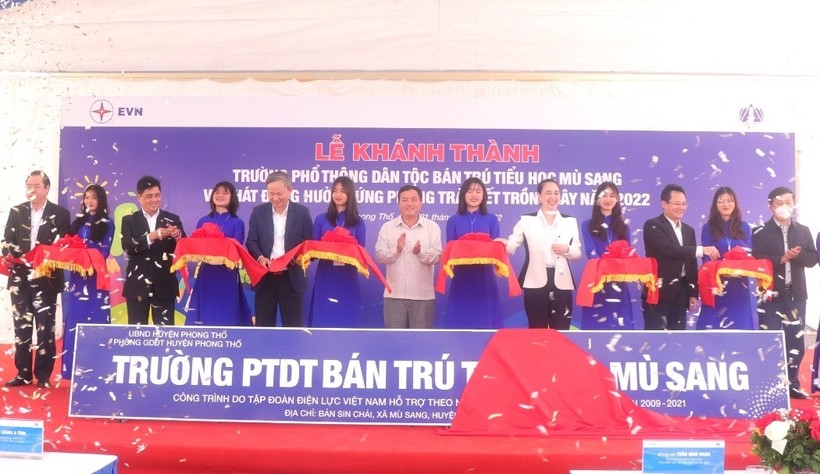 Khánh thành trường phổ thông DTBT Tiểu học Mù Sang, huyện Phong Thổ.