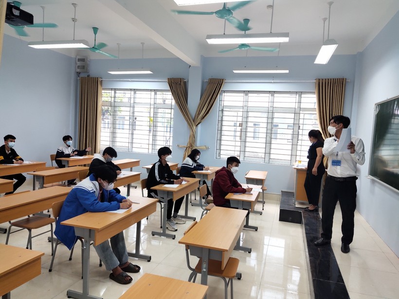 Trên 2.000 học sinh Lai Châu dự thi tuyển sinh vào lớp 10.