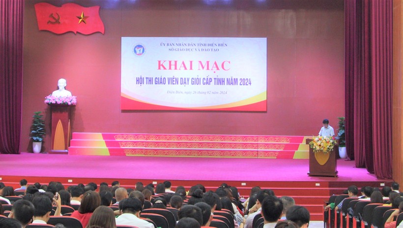 Quang cảnh lễ khai mạc Hội thi giáo viên dạy giỏi cấp tỉnh Điện Biên.