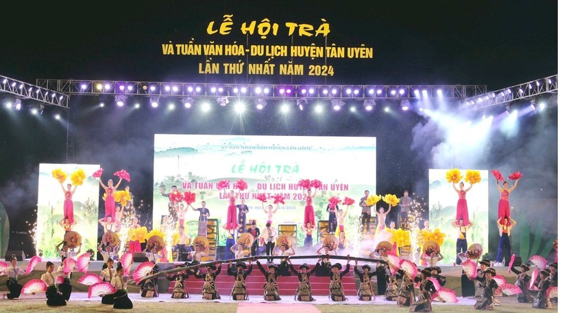 Lễ hội trà và Tuần Văn hóa - Du lịch huyện Tân Uyên sẽ diễn ra đến hết ngày 14/4.